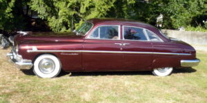 1951-Lincoln-Cosmopolitan-Sport-Sedan-Suicide-Doors